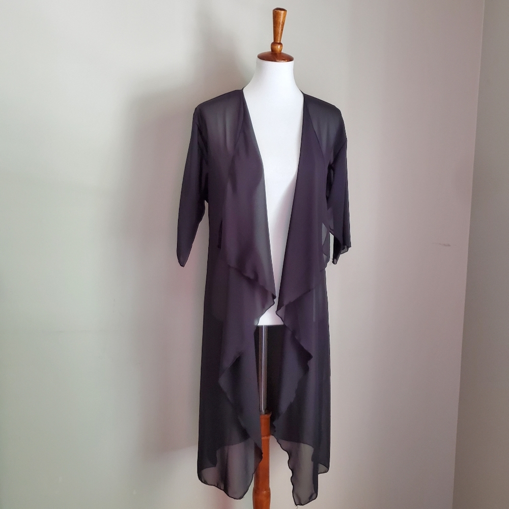 NWOT LuLaRoe Small Shirley Kimono, Noir, Black